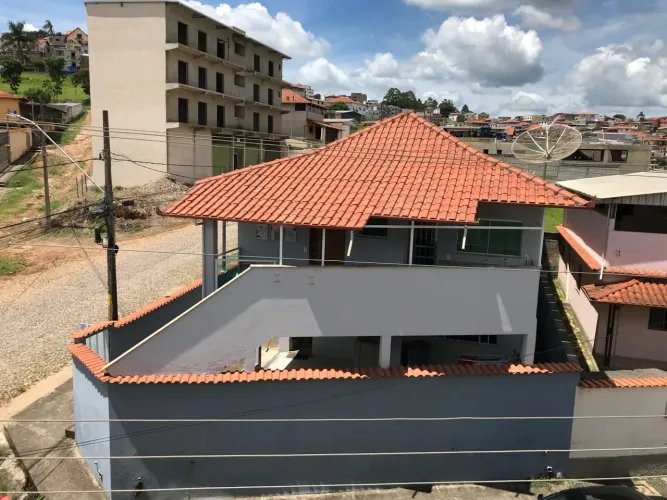 Leia a Descrição Completa - Casa Charmosa e Pronta para Morar ou Investi