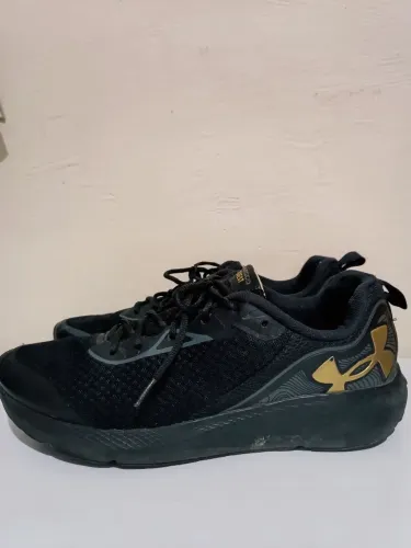 Tênis Masculino Under Armour Charged Quest<br>Tênis Under Arm