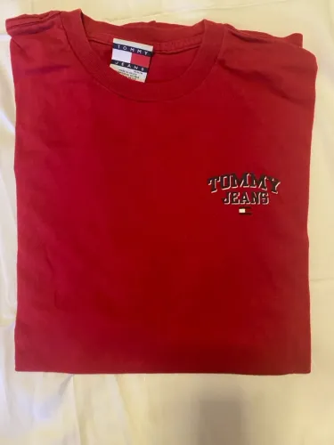 Camiseta importada Tommy Jeans