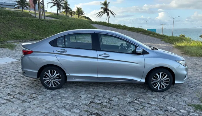 City EXL (automático) 