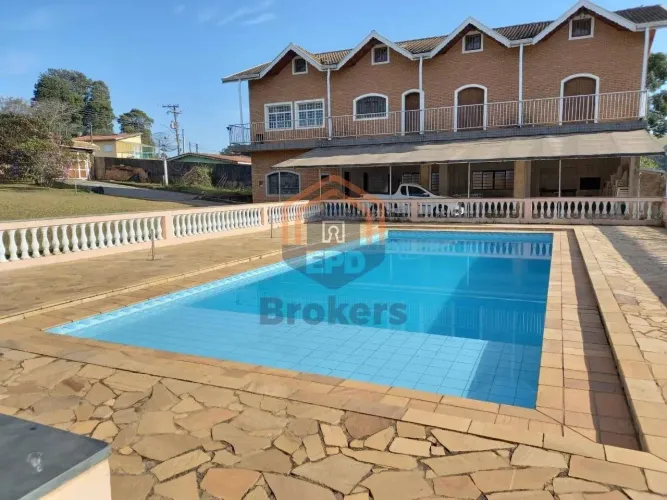 Chácara em Parque das Videiras - Jarinu, SP