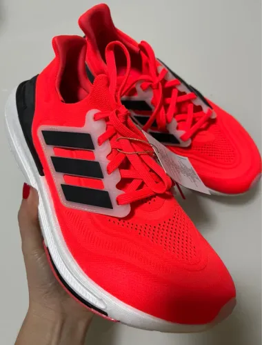 Adidas Ultraboost light Vermelho Neon 