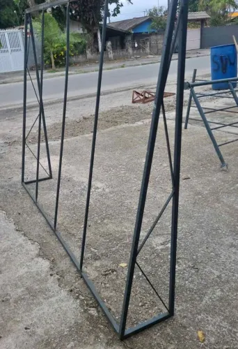 Armação para coberturas e toldos 