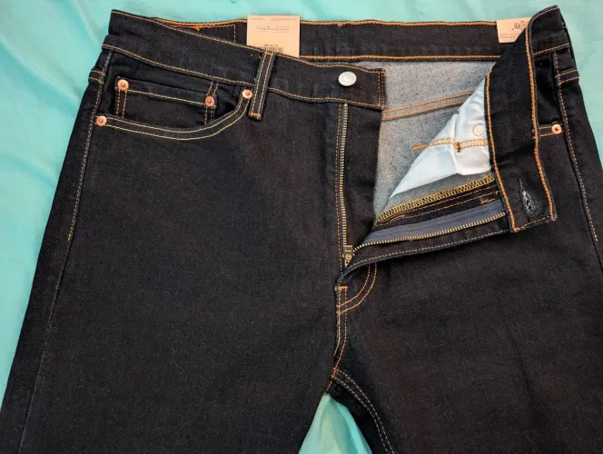 Calça jeans Levi's 513 Slim Straight 34x32 importada EUA (44BR)