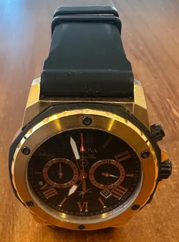 Relógio Bulova 98b104