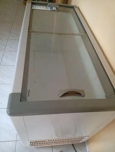 Freezer horizontal porta de vidro 