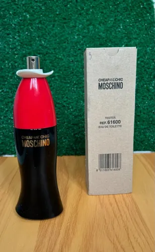Tester Cheap And Chic Eau de Toilette Moschino Perfume Importado Feminino 100ml