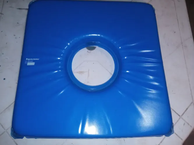 Almofada Quadrada com Orifício em espuma e Pvc anti escaras