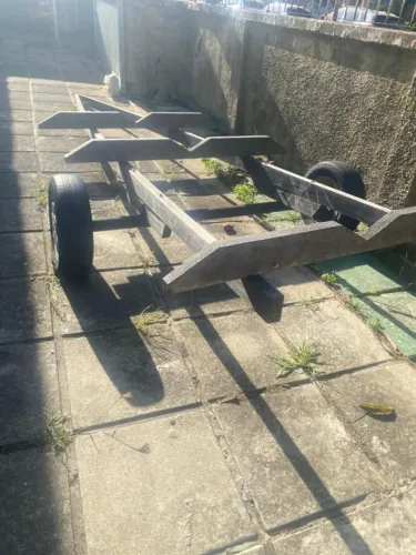 Carrocinha/Reboque para Barco