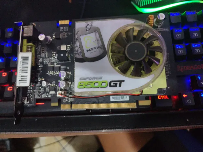 Placa de vídeo Geforce 8 500 GT