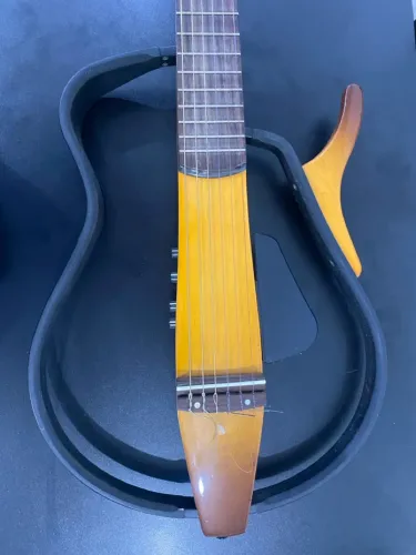 Violão Yamaha Silent SL110