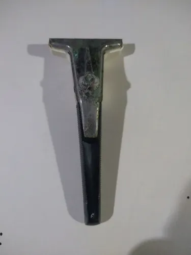 Antigo barbeador Gillette Techmatic.