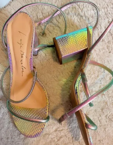 Sandália Holográfica Luiza Barcelos Tam 37