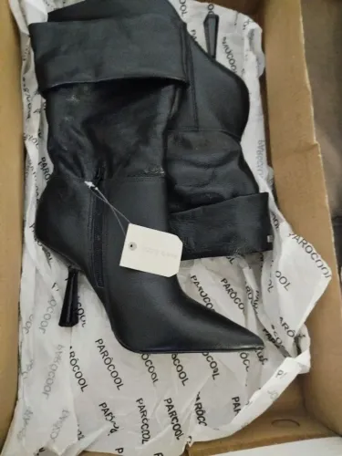 Bota Feminina Salto Alto Couro Preta