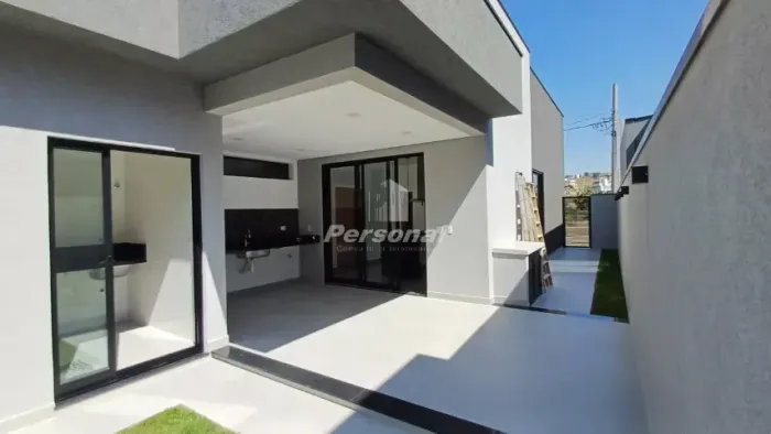 Oportunidade Casa térrea de 3 suítes no Condomínio Cyrella