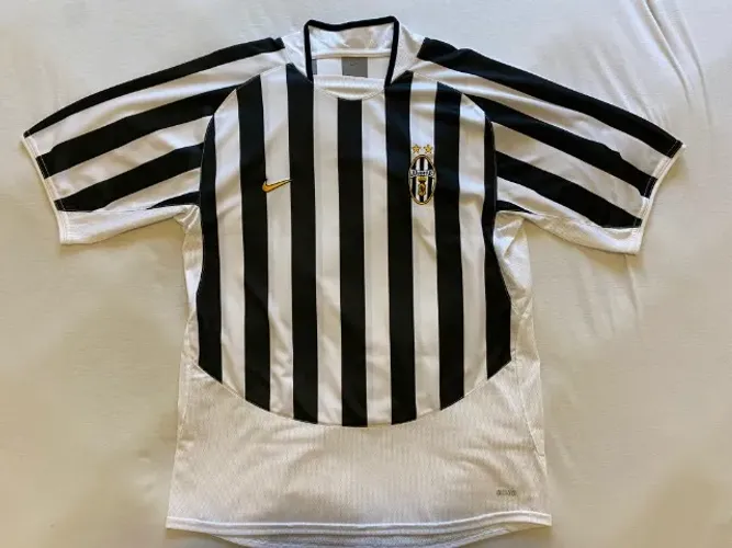Camisa Futebol Juventus (itália) 2003 / 2004 Tam. G