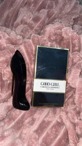 Perfume Carolina Herreira/ Good Girl/ Sapatinho 