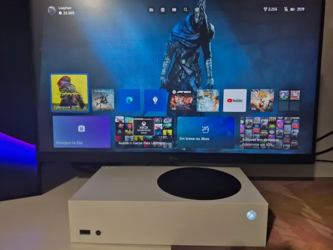 Xbox Series S em Excelente Estado