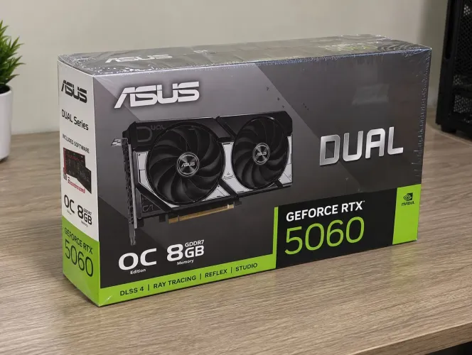 Placa de vídeo Asus dual geforce rtx 5060 8gb