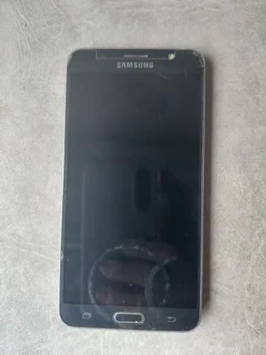 Samsung Galaxy J7