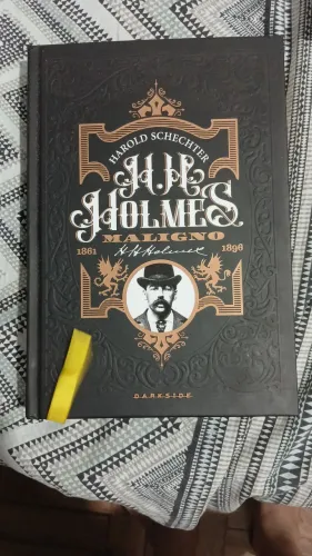 Livro Darkside HH Holmes