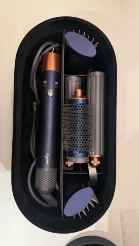 dyson airwrap usado