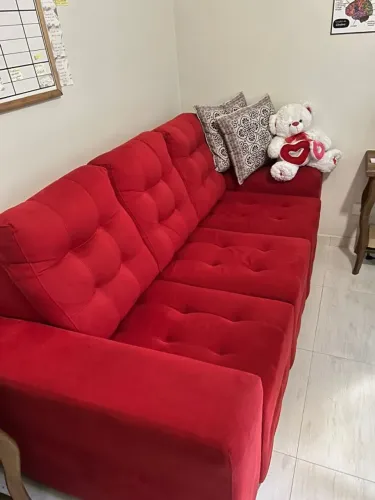 Sofá retrátil vermelho