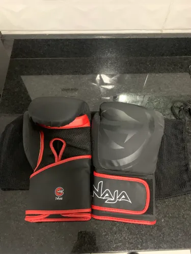 Luva de muay thai 14 oz
