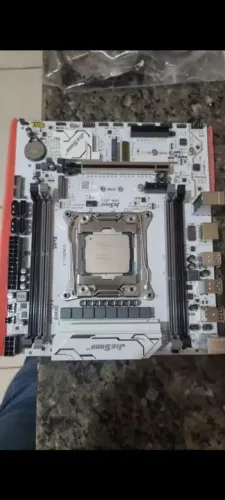 Kit Xeon X99 - 12N 24T + 32GB RAM - Pronto para Jogos e Trabalho!
