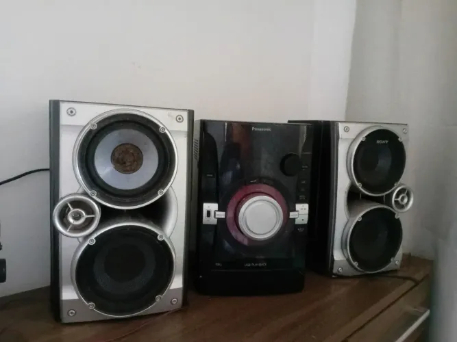 Som panasonic CD radio pen drive  funciona 
