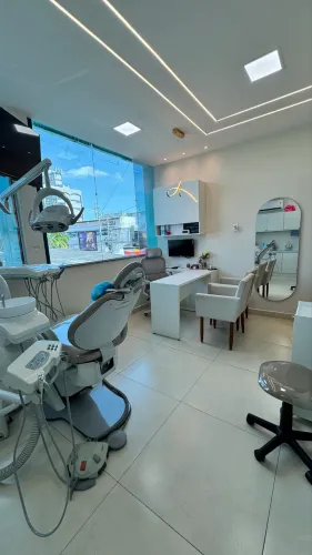 CLÍNICA ODONTOLÓGICA COMPLETA | ALUGUEL POR TURNOS