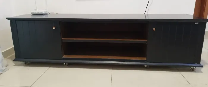 Rack 100% MDF.