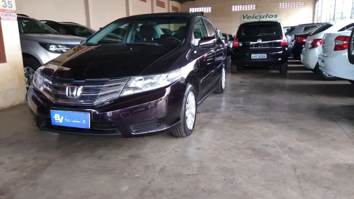 Honda City Sedan LX 1.5 Flex 16V 4P Aut. 2013