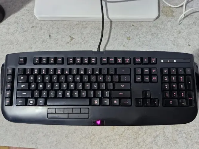 Teclado Gamer Razer Anansi MMO