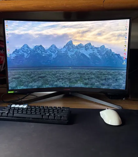 Monitor Samsung G7 27 polegadas 244hz