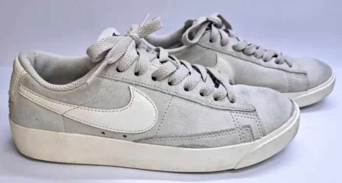 Tenis feminino Nike modelo Blazer Low tamanho 34