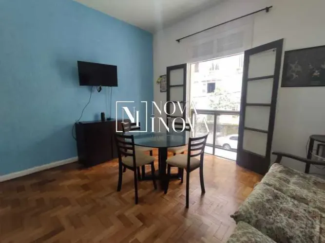 Apartamento : Padrão / Residencial / Copacabana