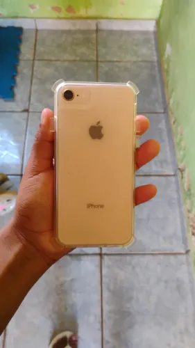 iPhone 8