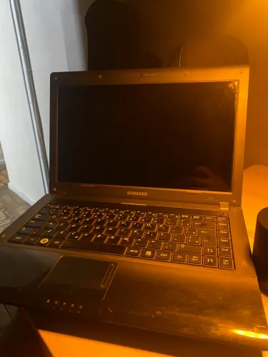Notebook Samsung R440 (Sem fonte e sem bateria)