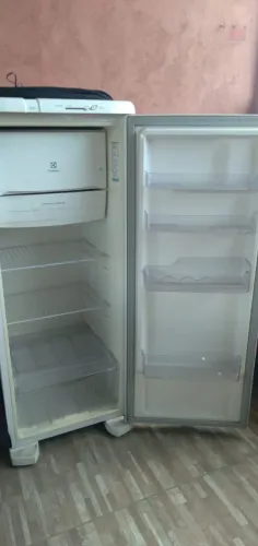 Geladeira eletrolux