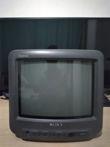 TV Tubo CRT Sony Trinitron KV 9PT20 modelo de 9 polegadas
