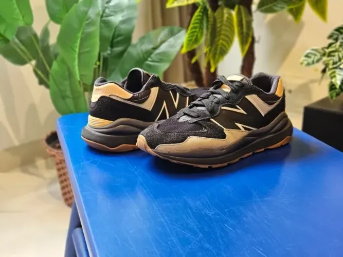 Tênis New Balance 5740 Preto e Cinza - Masculino - Preto