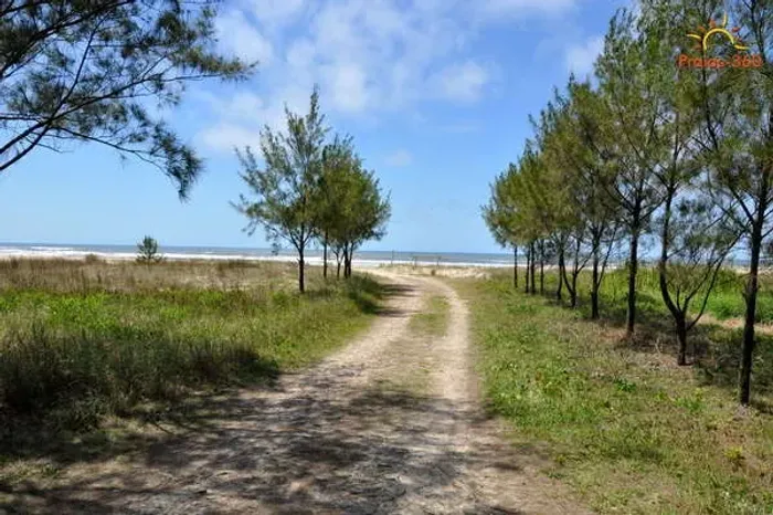 Terreno 300m² na Lagoa da Tapera (Praia Valverde)! Balneário Gaivota!