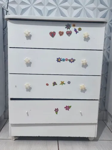 Cômoda infantil