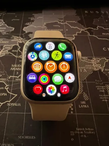 Apple Watch Series 8 GPS 41mm Alumínio ? Conservado
