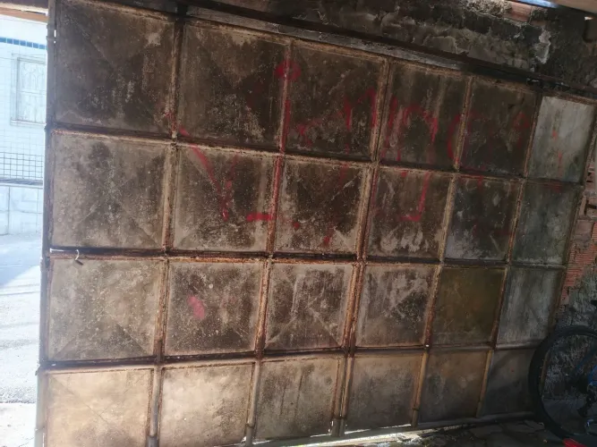 Portão de ferro galvanizado 400 reais mas tem conversa no valor