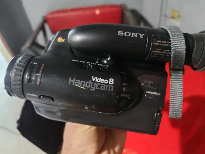 Camera Sony de fita não sei se funciona 