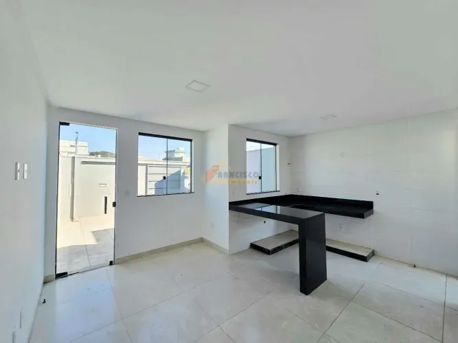 Casa à venda, 3 quartos, 1 suíte, 2 vagas, Fábio Notini - Divinópolis/MG
