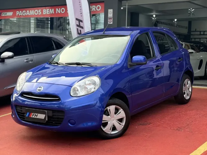 Nissan March S 1.0 12V Flex 5P 2013