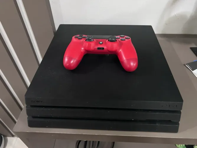 PS4 PRO